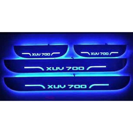 XUV 700 Scuff Plate Light