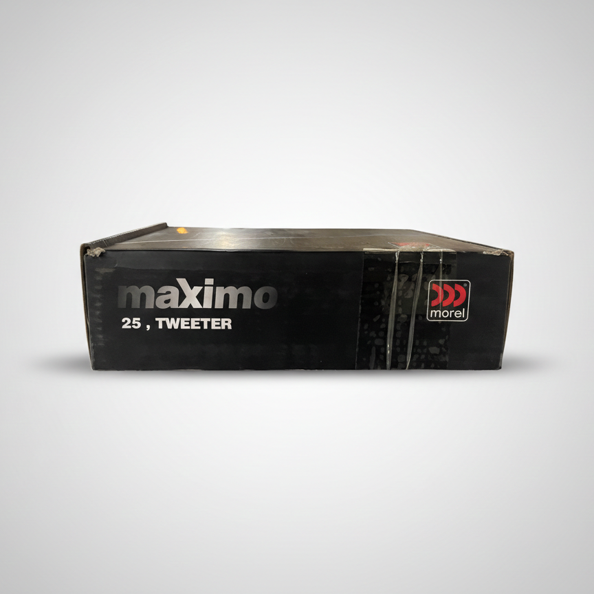 Black speaker box with 'maximo' branding on a white background